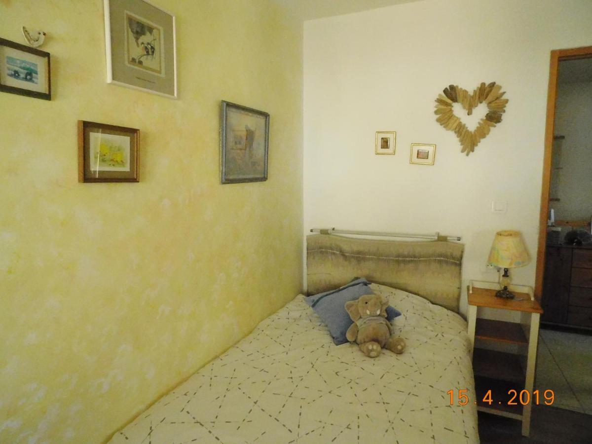 Chez Nous. B & B Bassy Luaran gambar