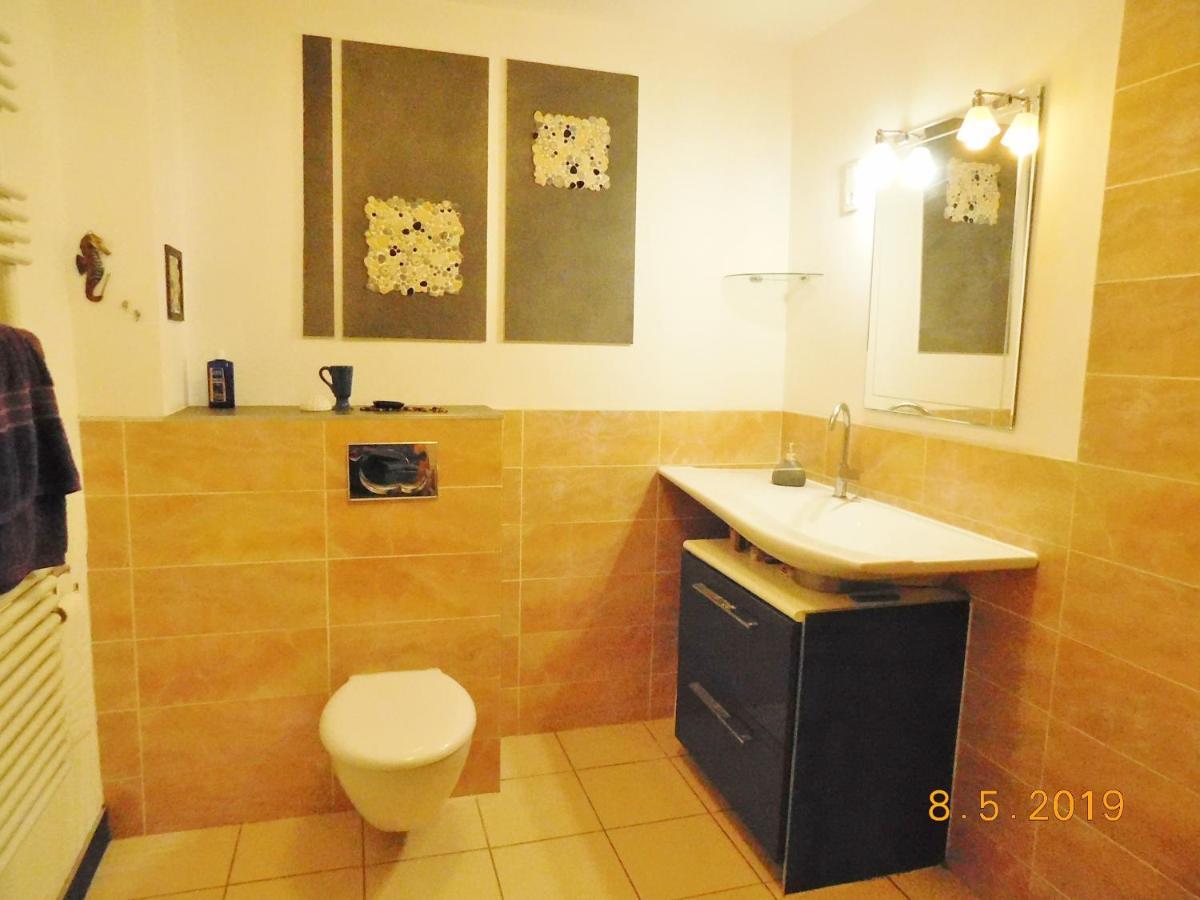 Chez Nous. B & B Bassy Luaran gambar