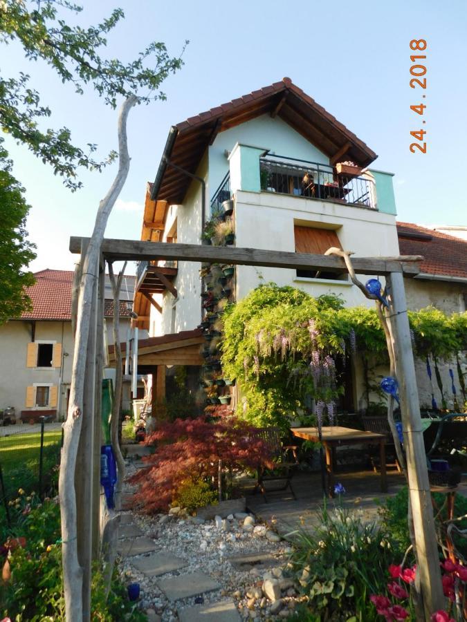 Chez Nous. B & B Bassy Luaran gambar